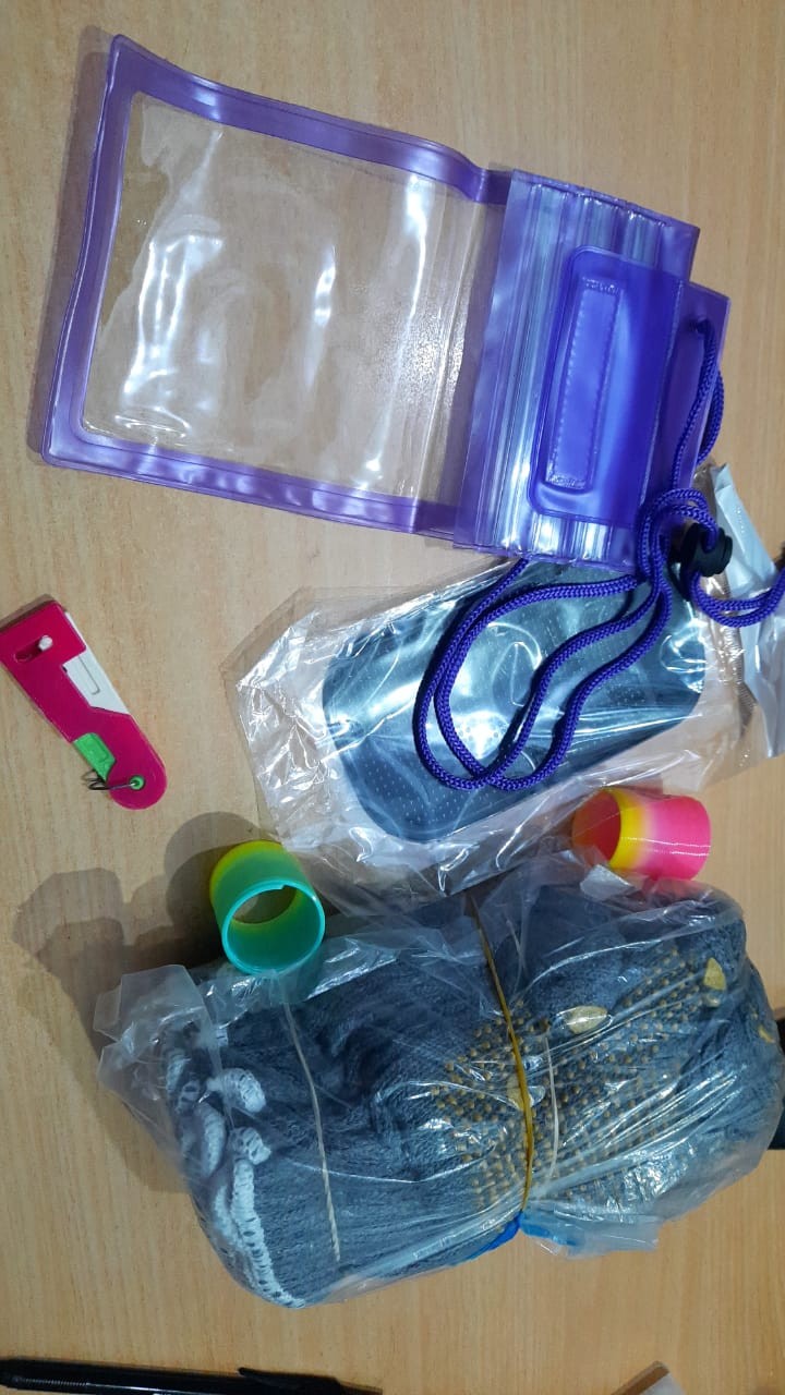 Alat Penjepit Odol Karakter Pasta Gigi Jepitan Pencetan Pemencet Krim Toothpaste Tube Dispenser Lucu