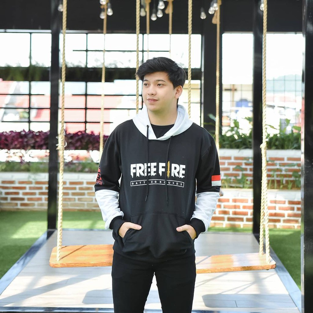 FREE FIRE SWEATER Bahan FLEECE  Sweater Modern Sweater Terbaru 2021 Sweater Modern Murah Sweater