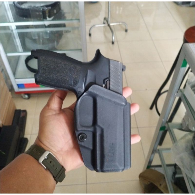 Holster Sigsauer P320 OWB Kydex Sarung Pistol SigSauer Luar Pinggang Kydex USA