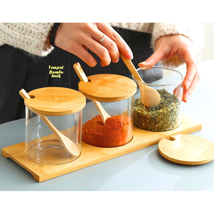 Set Tempat Bumbu Kaca Tutup Kayu Wadah Bumbu Aesthetic (isi 3 tempat bumbu + 1 wadah kayu)