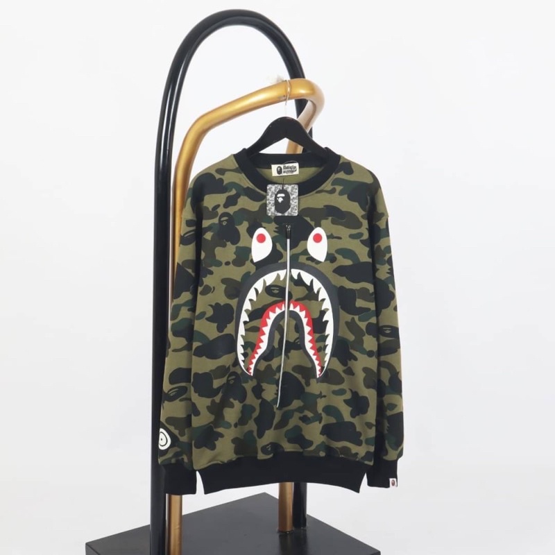 CREWNECK BAPE ~ SWEATERE BAPE SHARK WGM CAMO FULLTAG 1:1 MIROR ORIGINAL ~ BISA COD BAYAR DI TEMPAT