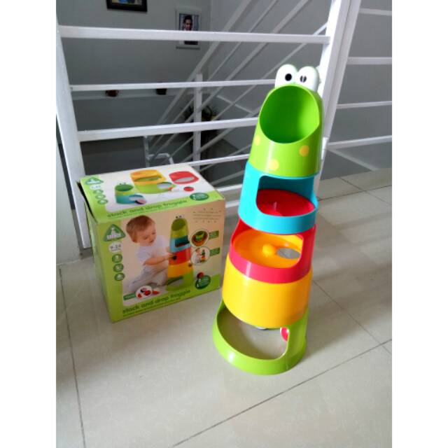 ELC stack and drop froggie