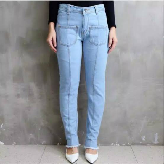 ELANA BOYFRIEND WANITA JEANS SABRINA ( KANTONG DEPAN)