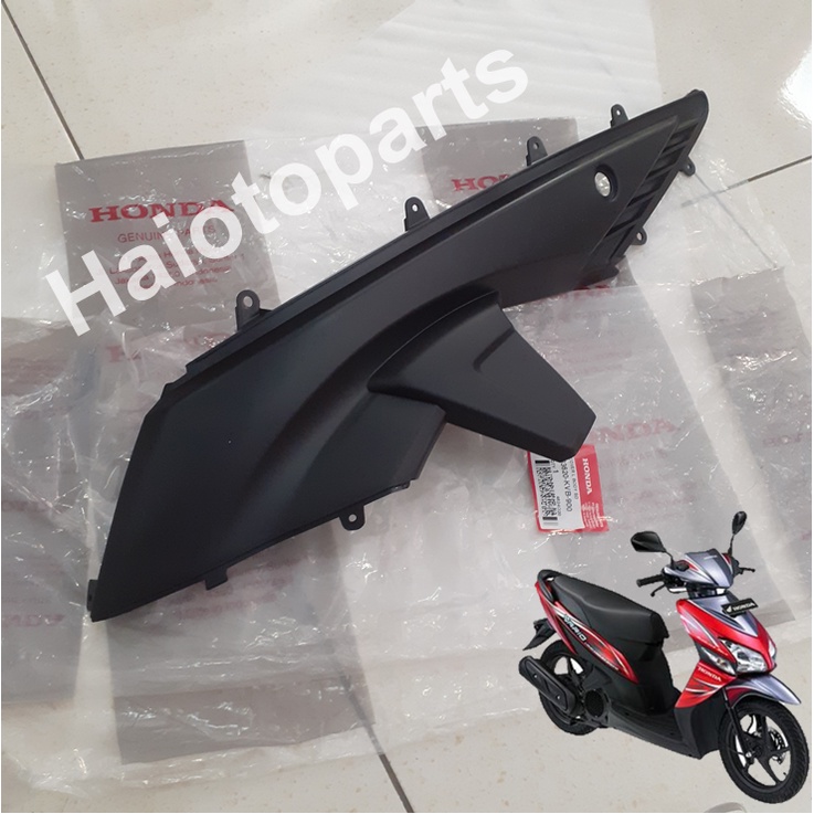 Cover Body Kiri Vario Karbu CW Cover Sambungan Bodi Belakang Vario Karbu 83620-KVB-900 Cover Kunci J