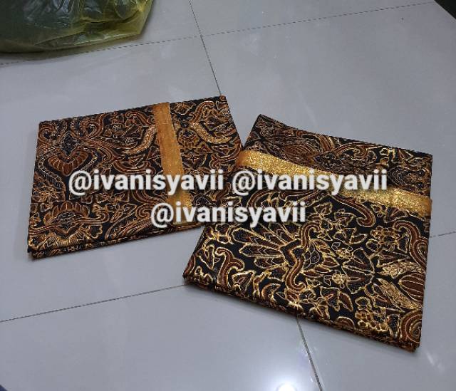 Sepasang Jarit prada motif pisang bali (isi 2)