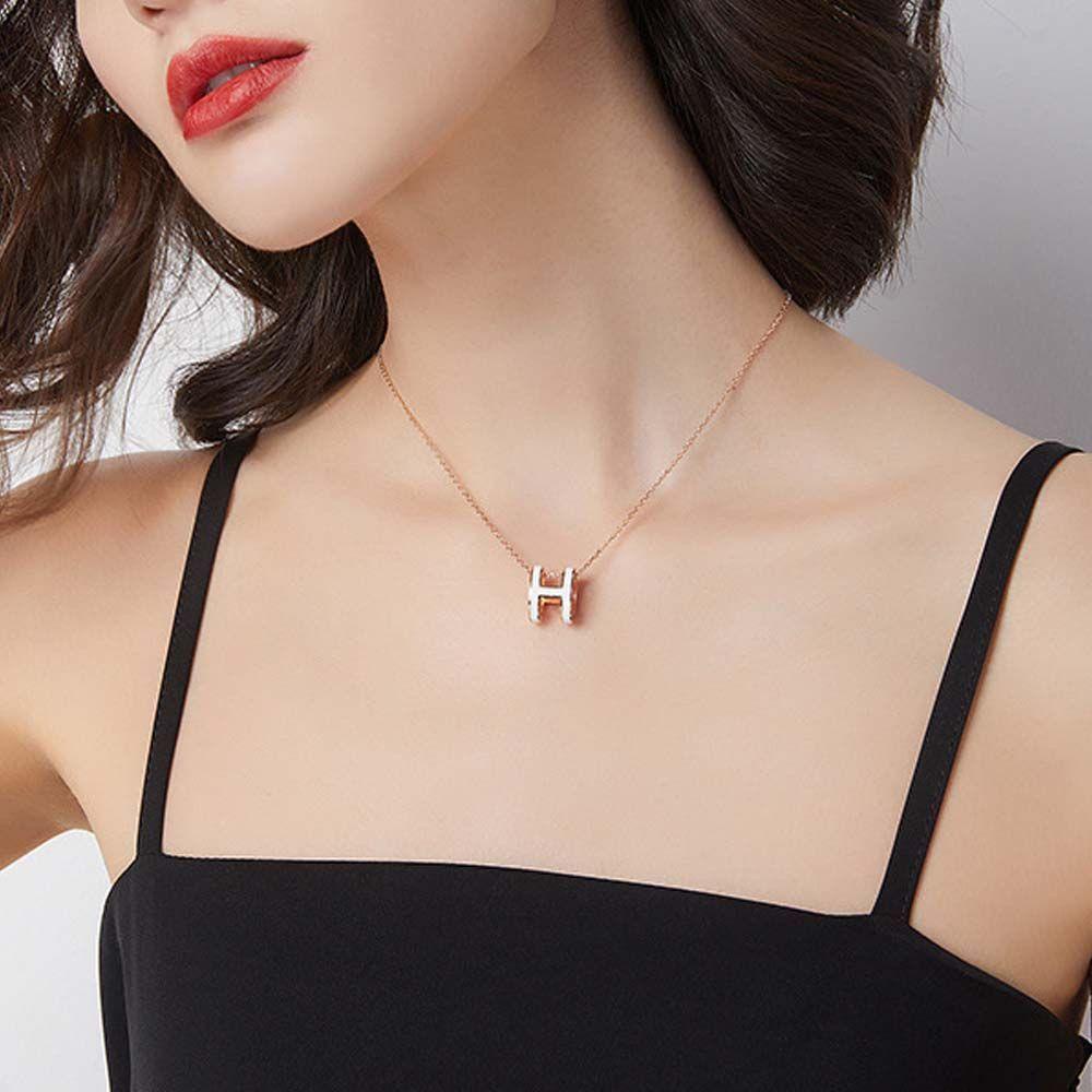 [Elegan] Huruf H Kalung Temperamen Lucu Wanita Korea Tembaga Aksesoris Harian Perempuan Chokers