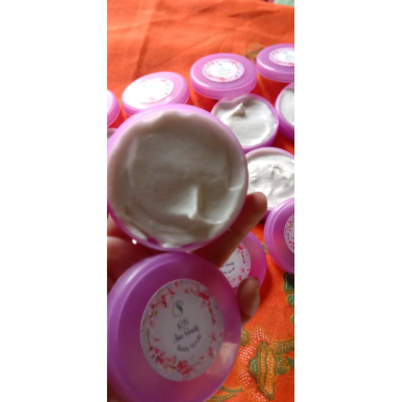 body scrub RH skin beauty