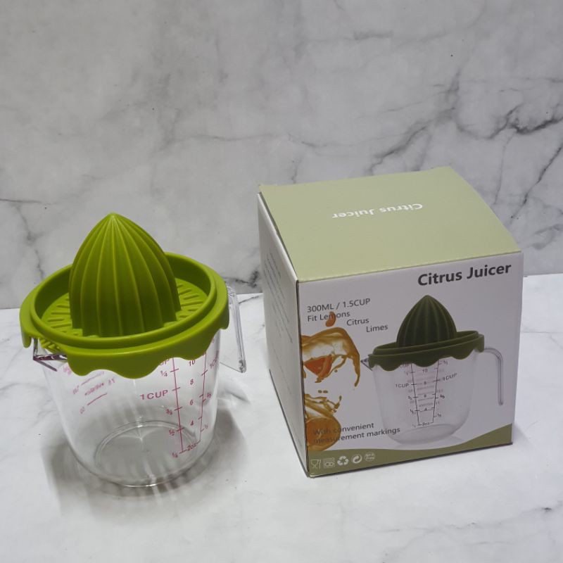 lemon citrus juicer with measuring cup / alat peras jeruk dengan takaran