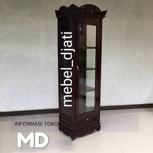 Lemari hias Palembang pintu 1
