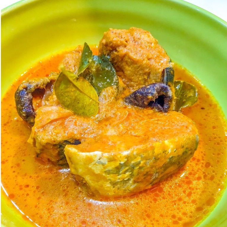 

Asam Padeh Ikan Tongkol | Atoek Den Rendang