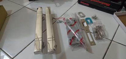 Handle Pintu Minimalis Stainless 1set+kunci