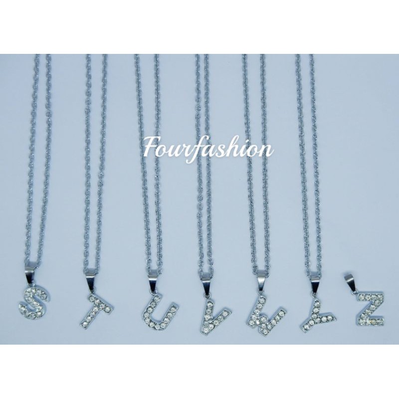 Fourfashion Kalung Dewasa Liontin Huruf/Inisial Rhodium Silver Kekinian