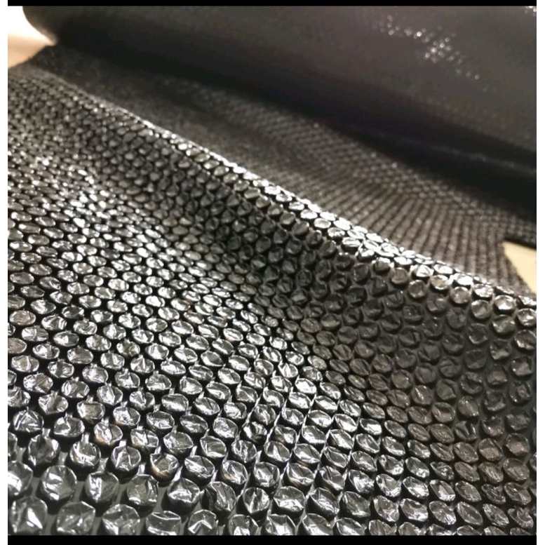 

Bubble wrap hitam tambahan