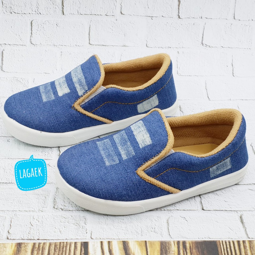 Sepatu Anak Laki Usia 1 Tahunan Size 22 Jeans BIRU MUDA - Sepatu Anak Denim Cowok Alas Karet Anti Licin