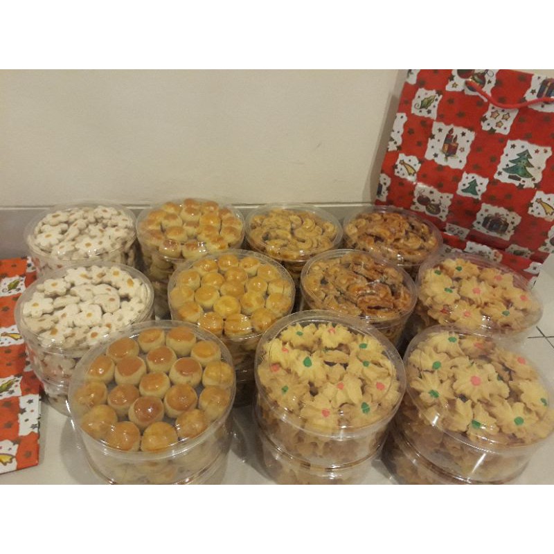 

Cookies/Kue Kering/Hampers Imlek/Tahun Baru/Lebaran/Natal