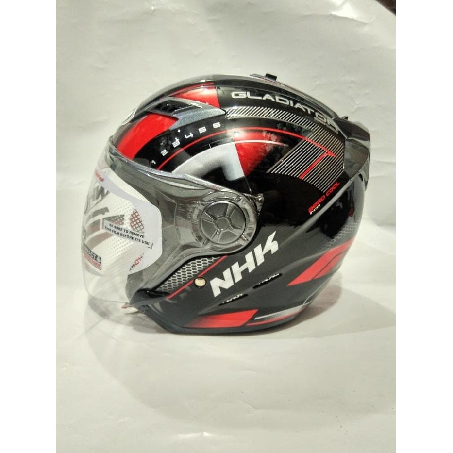 Helm NHK Gladiator Motif