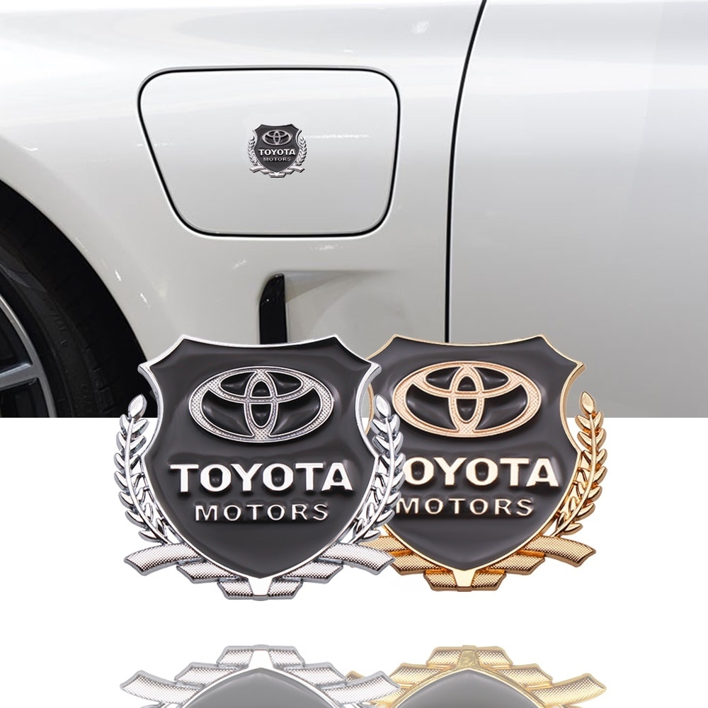 2pcs Stiker Emblem / Badge Metal 3D Untuk Samping Pintu / Jendela Mobil Toyota