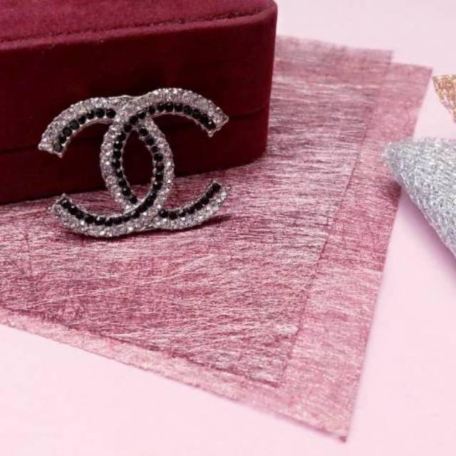 Chanel Brooch / Pin Chanel/ bros chanel