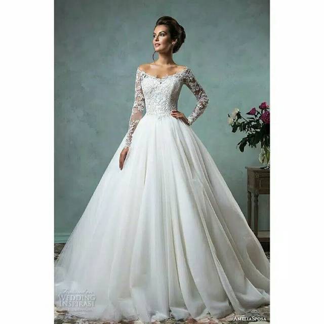 Mermaid Sabrina wedding gown