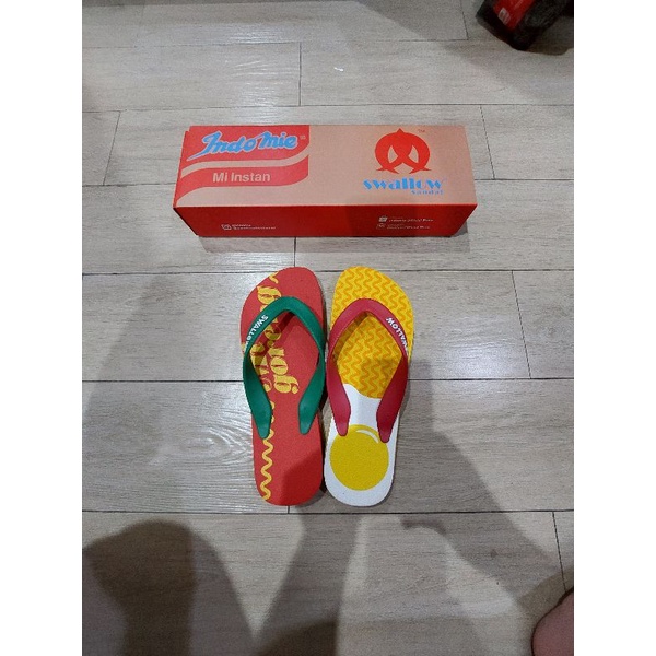 SANDAL JEPIT KOLABORASI SWALLOW X INDOMIE LIMITED - MIE TIME SIZE 38 40 42 44