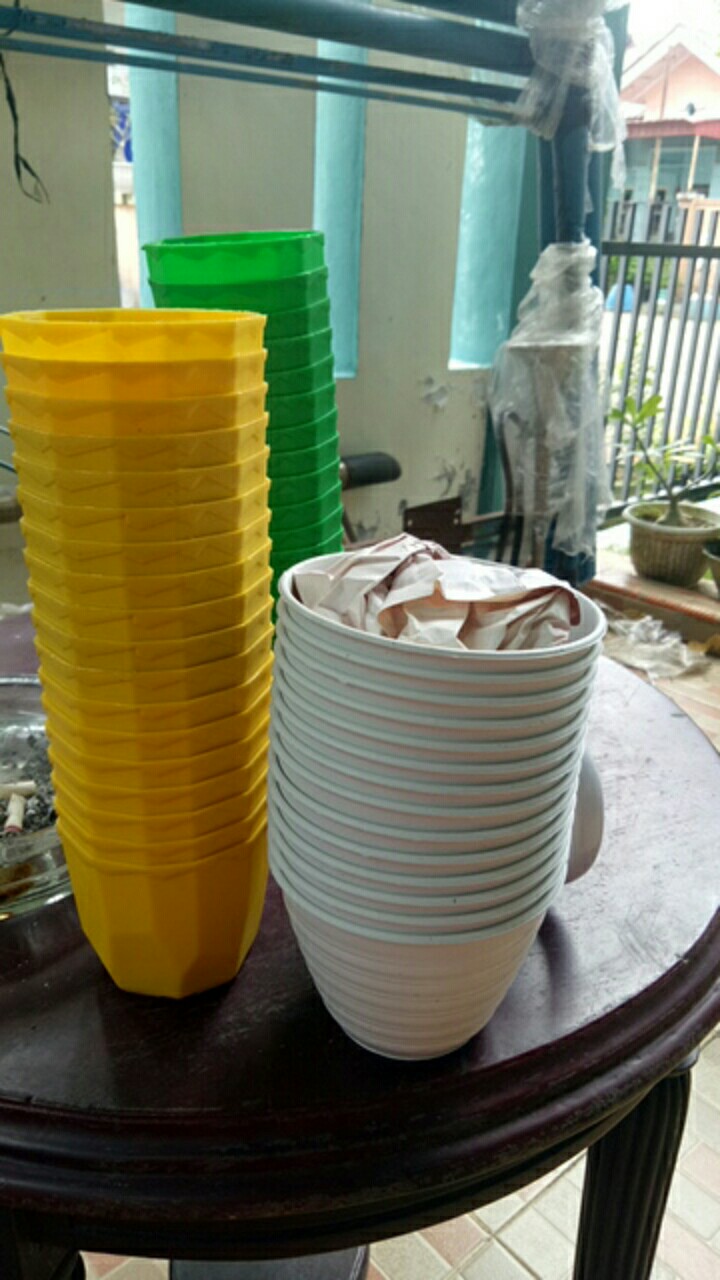 Alat Pemisah Kuning Dan Putih Telur (egg Separator)