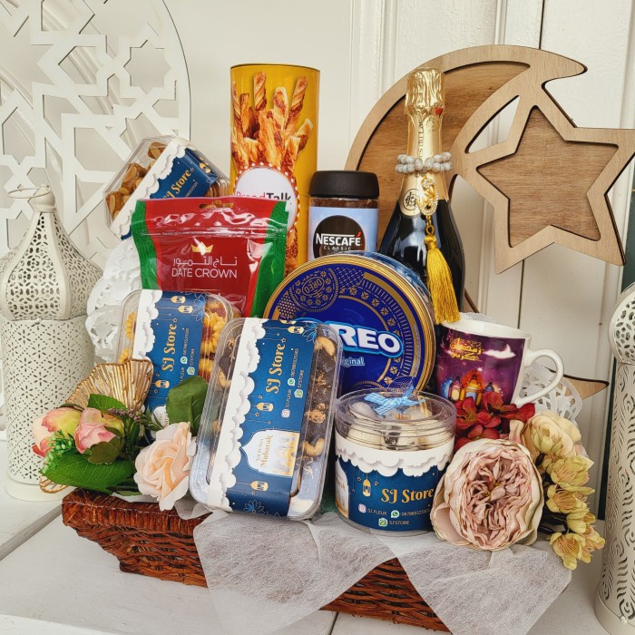 

Paket box hampers lebaran parcel idul fitri ramadhan kue kering 78 - SPARKLING juice