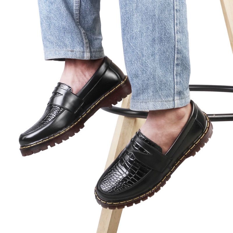 Alvarissuff croco-sepatu penny loafers hitam