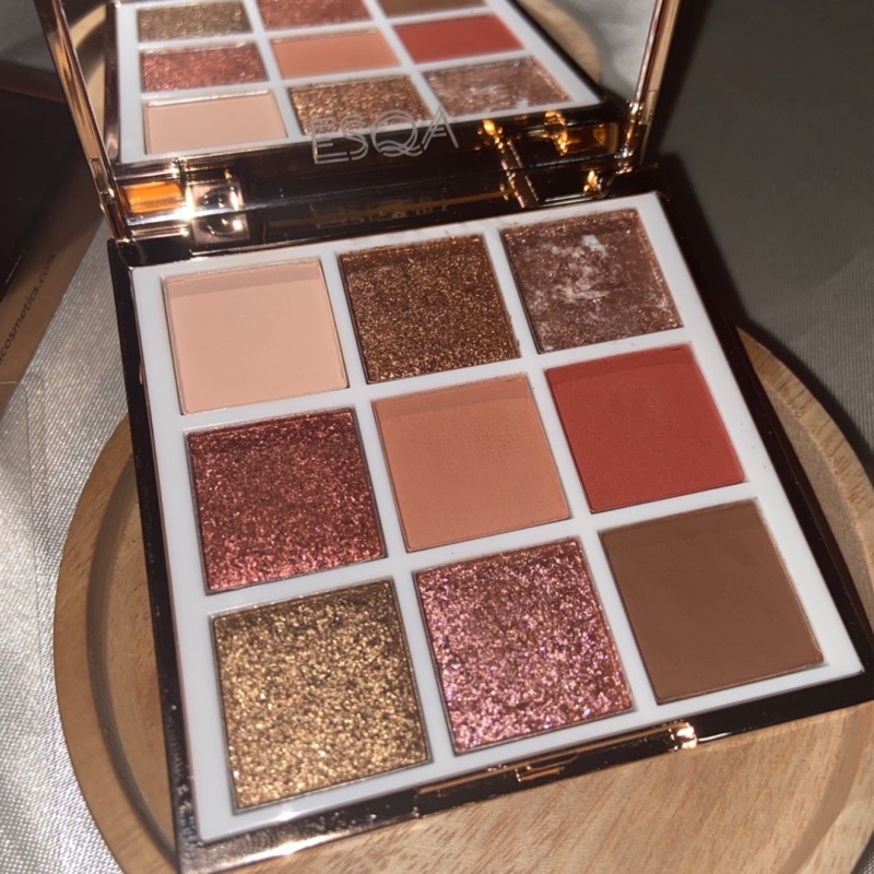 Preloved Esqa Cosmetics Peach Goddess Eyeshadow Palatte