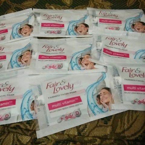 Fair &amp; Lovely Facial Foam (Sachet)