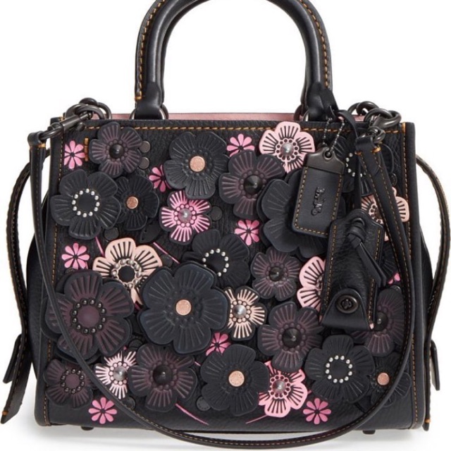Coach rogue tea rose