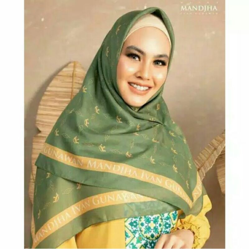 Mandjha Ivan Gunawan Hijab - monogram green scarft