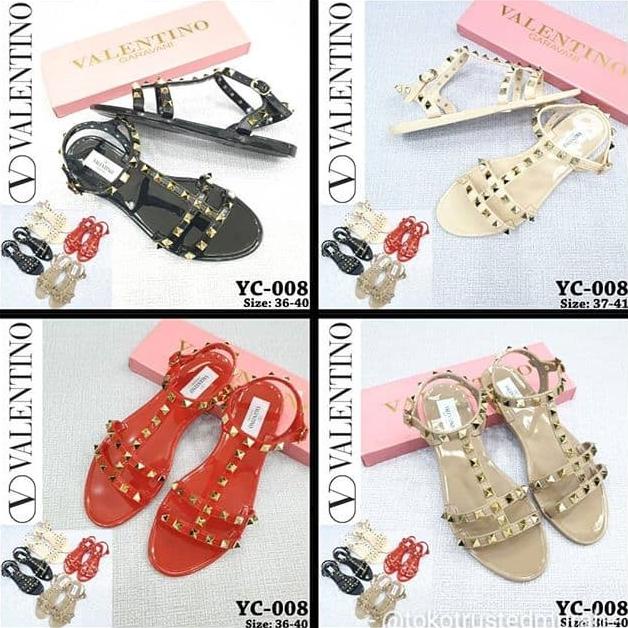 Sendal VALENTINO YC-008 Rockstud Flat Rubber