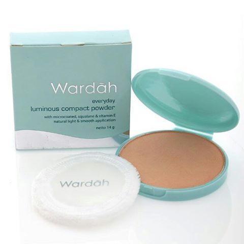 Wardah Exclusive Two Way Cake 04 Refill