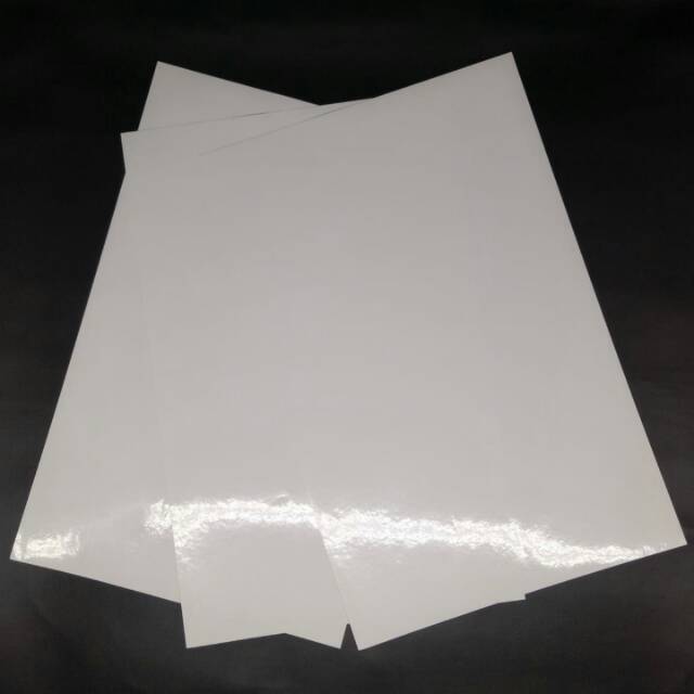 

Kertas Stiker HVS Ukuran F4