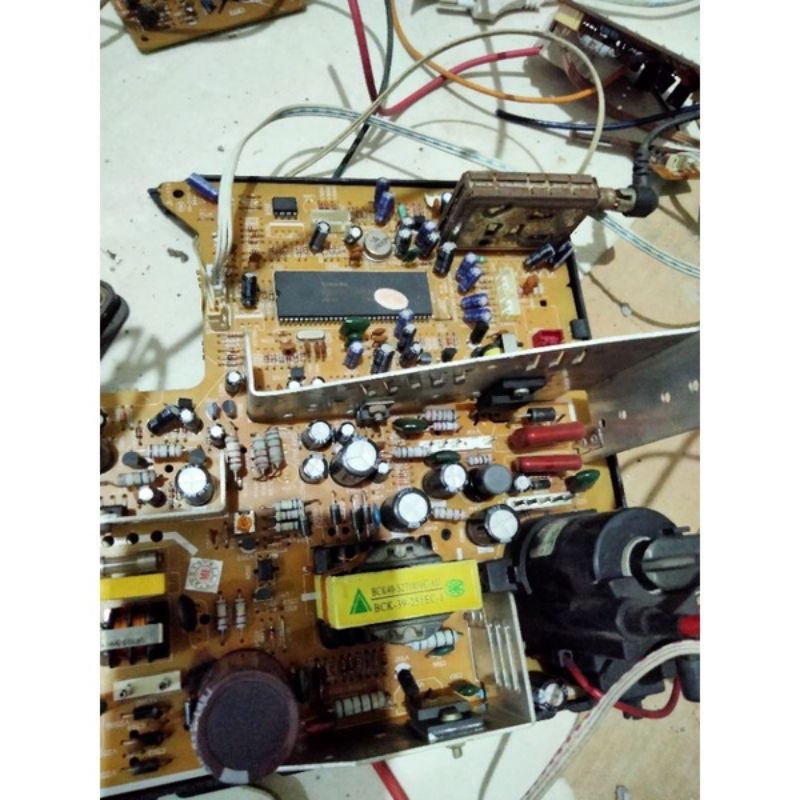 mesin tv China universal 14"-21" cabutan 99,9% nyala