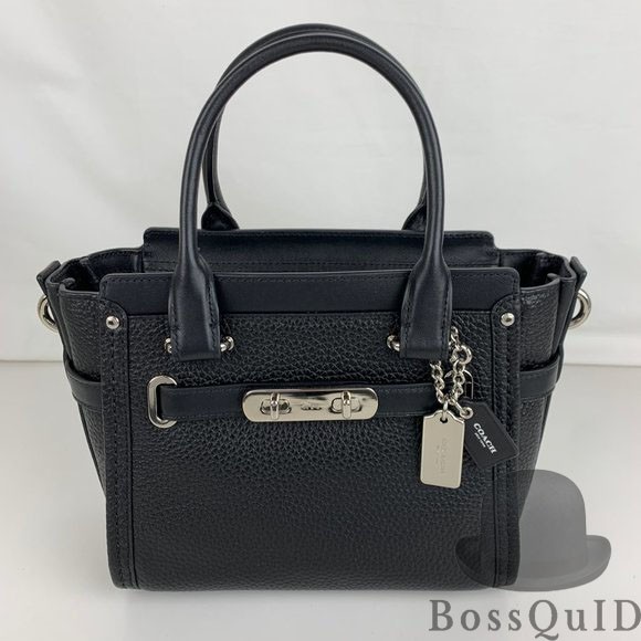 Coach Swagger 21 In Pebbled Leather Black