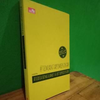 Buku Novel Teman Tapi Menikah 2 By Ayudia Bing Slamet Ditto Percussion Shopee Indonesia
