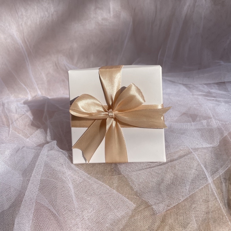

Box White Exclusif | Gift box | Packing extra