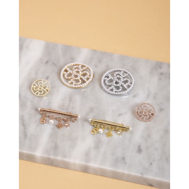 Xanadu Brooch Buttonscraves X Ria Miranda