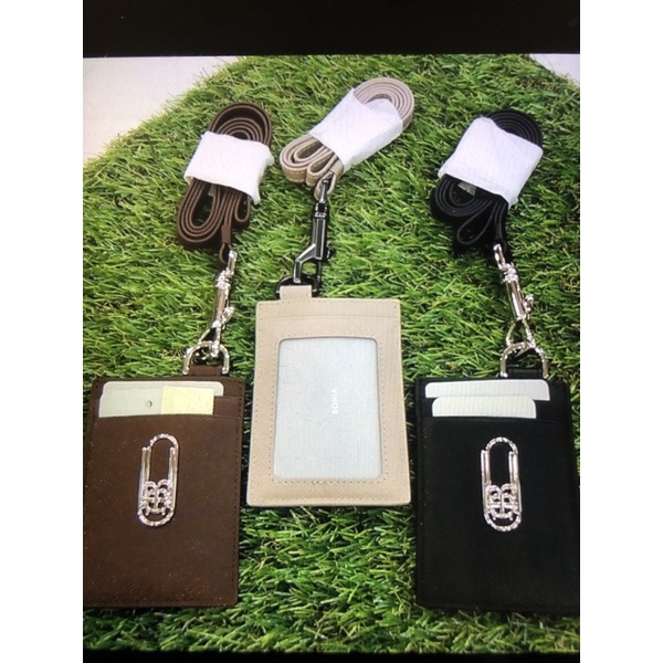 

lanyardname tag bonia