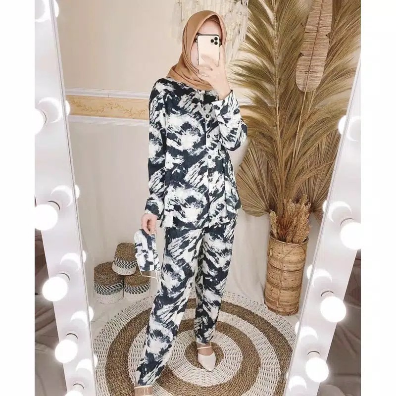 

SET TIE DYE KIKY TRENDY MURAH !