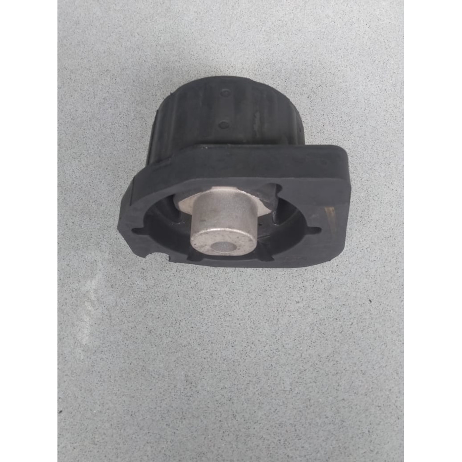 TRANSMISI MOUNTING BMW X5 E53