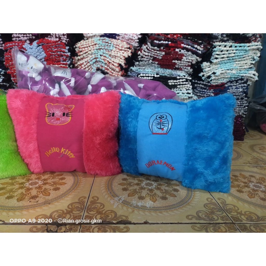 BANTAL SOFA KOTAK KARAKTER terlaris,murah,bisa cod