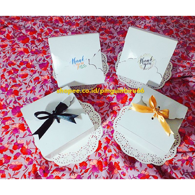 

gift box souvenir.ulang tahun (FREE PITA/STICKER THANKYOU) 12X12X6 CM.