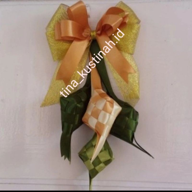 

ketupat pita hias