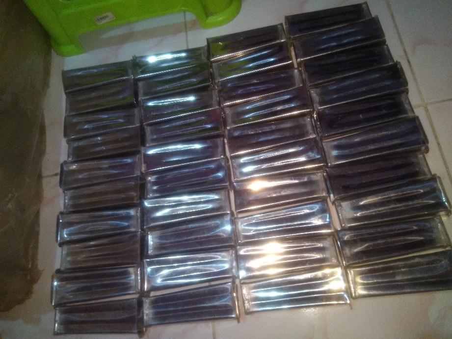 Cetakan Es Goyang Kotak Stainless