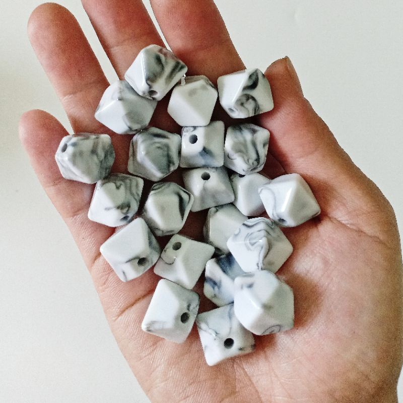 Manik Marmer Variasi Batu Putih Abu 10 pcs