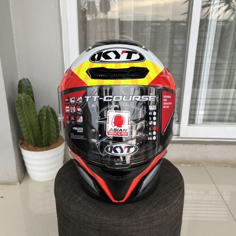 Helm KYT TT Course Jaume Masia / KYT TT Course