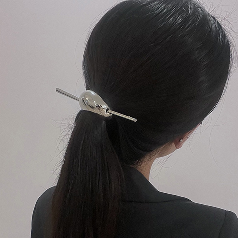 Tusuk Konde Model Lengkung Warna Silver Metalik Untuk Wanita