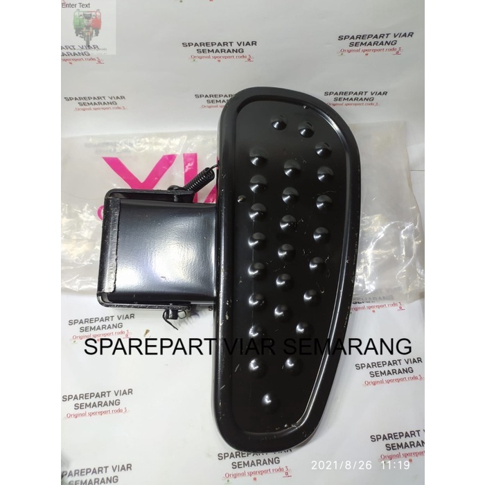 Injakan kaki viar karya 150 200 300 foot rest viar roda 3 original - Kanan